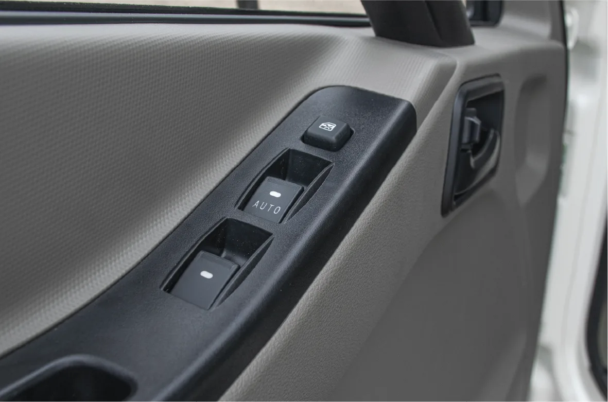 Đô Thành IZ71SL Plus - Khóa cửa trung tâm